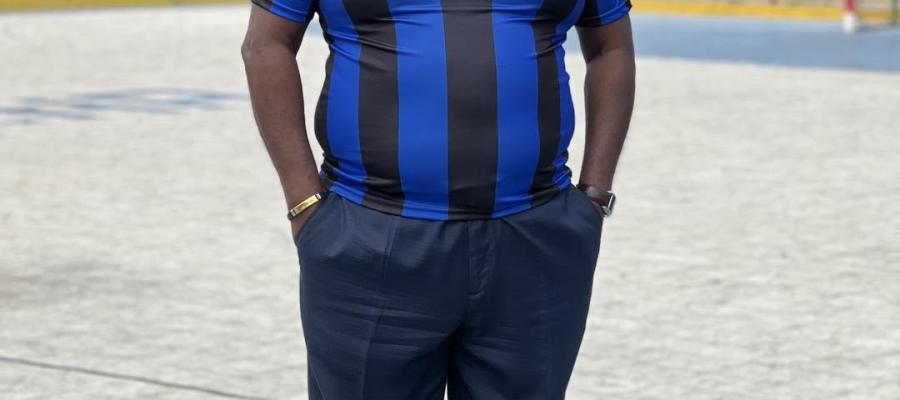  Conhe&ccedil;a Velasco Sebasti&atilde;o J&uacute;nior, conhecido como Cucu Velasco, foi o primeiro treinador da equipa s&eacute;nior masculina de andebol do Interclube.